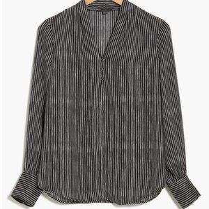 Women Adrianna Papell Printed Crepe Long Sleeve Top in Black White Size Medium